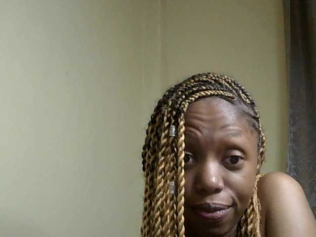 SexyBanni's BongaCams show and profile