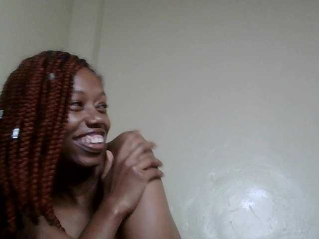 SexyBanni live cam profile