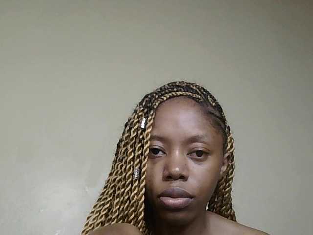 SexyBanni's BongaCams show and profile