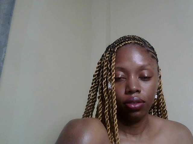 SexyBanni's BongaCams show and profile