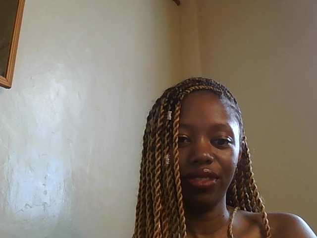 SexyBanni's BongaCams show and profile