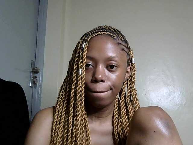 SexyBanni's BongaCams show and profile