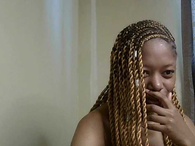 SexyBanni's BongaCams show and profile