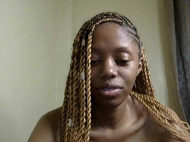 SexyBanni's BongaCams show and profile