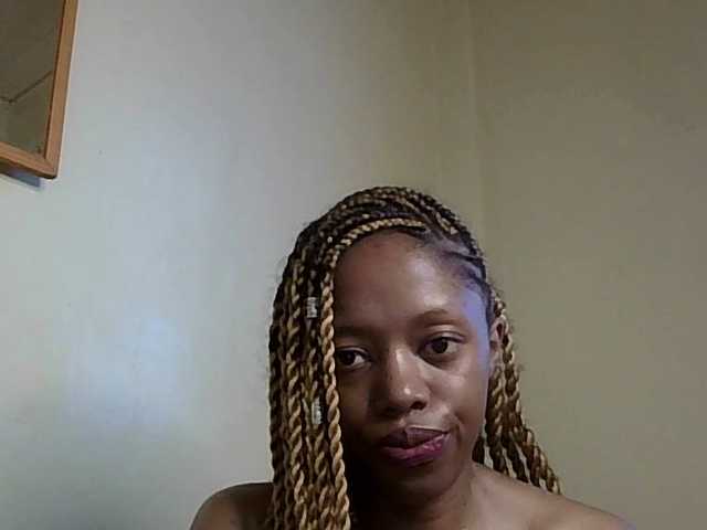 SexyBanni's BongaCams show and profile