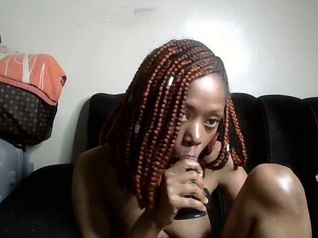 SexyBanni's BongaCams show and profile