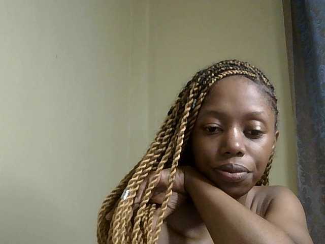 SexyBanni's BongaCams show and profile