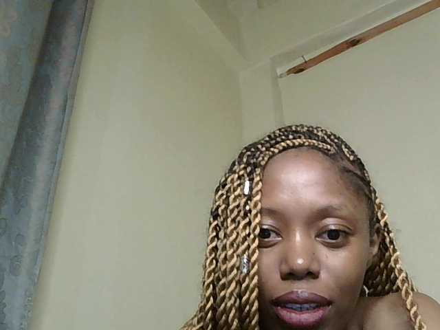 SexyBanni's BongaCams show and profile