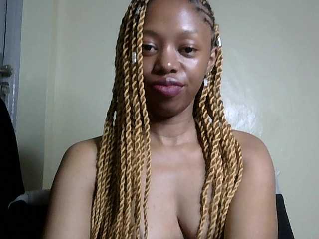 SexyBanni's BongaCams show and profile