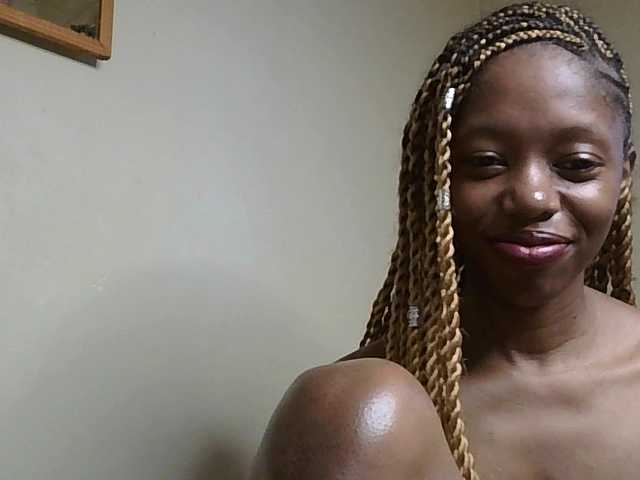 SexyBanni's BongaCams show and profile