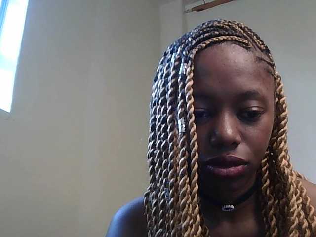 SexyBanni's BongaCams show and profile