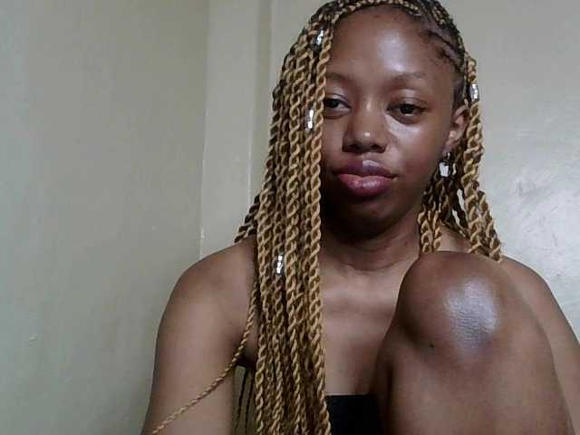 SexyBanni's BongaCams show and profile