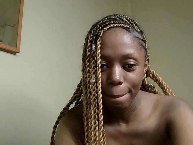 SexyBanni's BongaCams show and profile