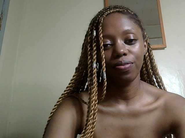 SexyBanni's BongaCams show and profile