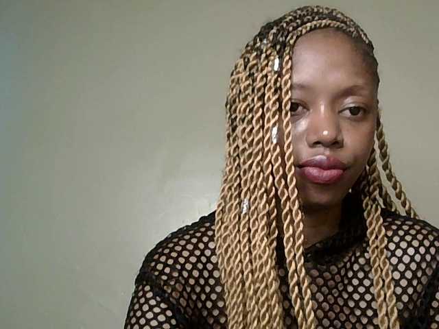 SexyBanni's BongaCams show and profile