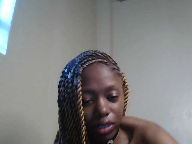 SexyBanni's BongaCams show and profile