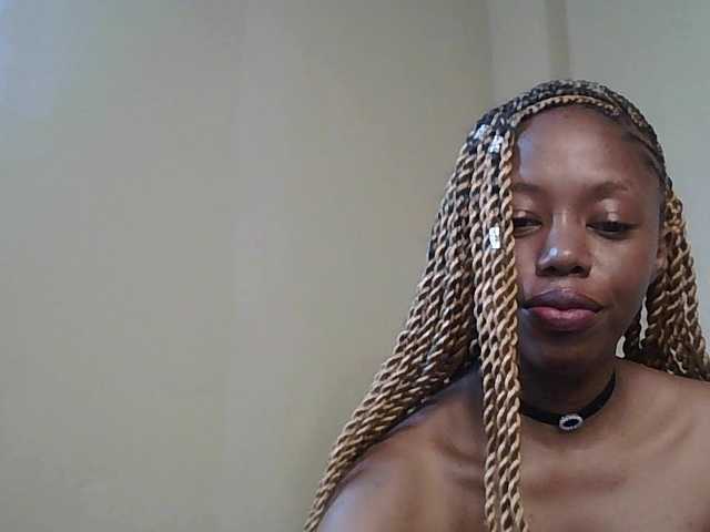 SexyBanni's BongaCams show and profile