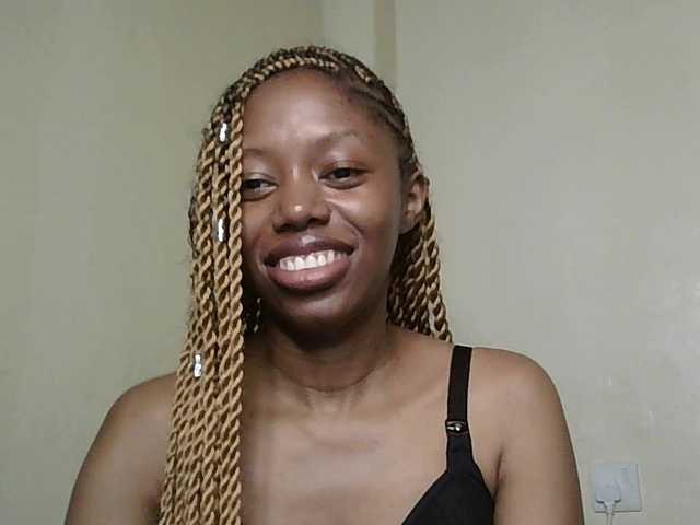 SexyBanni's BongaCams show and profile