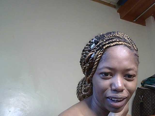 SexyBanni's BongaCams show and profile