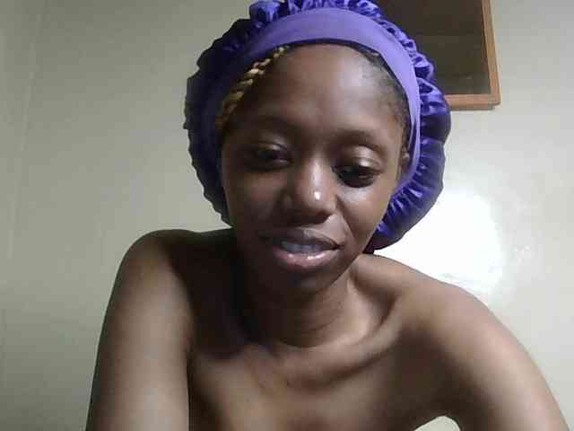 SexyBanni Live Webcam on BongaCams