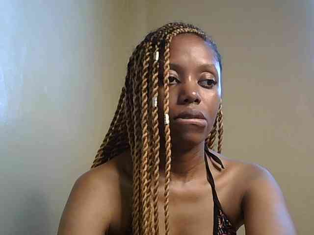 SexyBanni Live Webcam on BongaCams