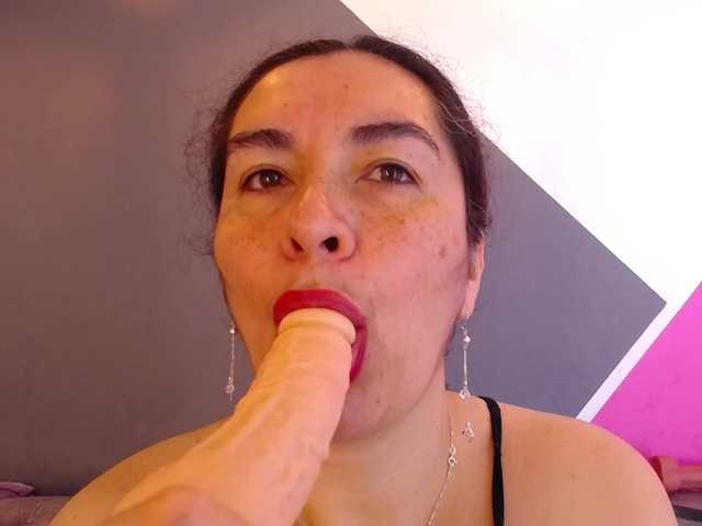 Andrea-Rose7's BongaCams show and profile