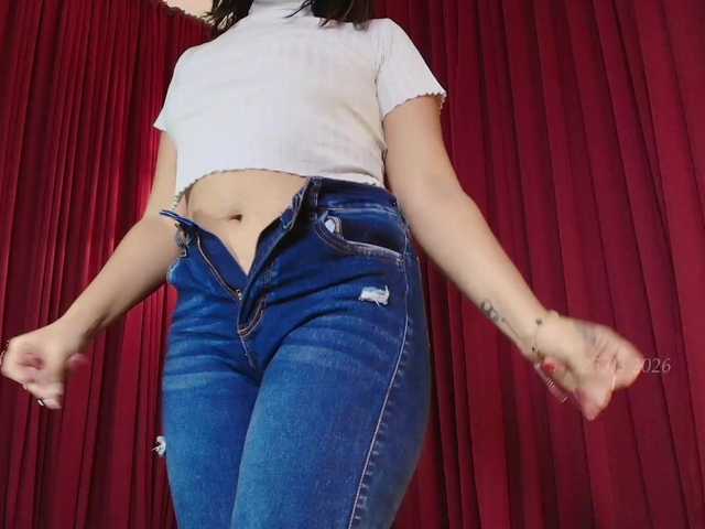 sharlotte-1's BongaCams show and profile