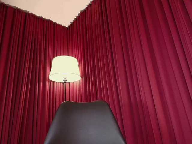 sharlotte-1's BongaCams show and profile