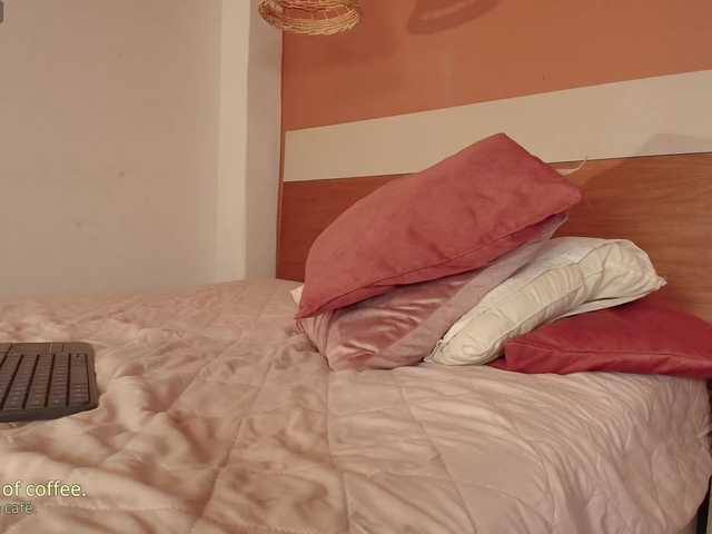 sharlotte-1's BongaCams show and profile