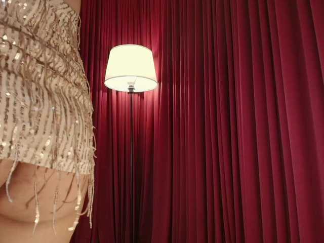 sharlotte-1's BongaCams show and profile