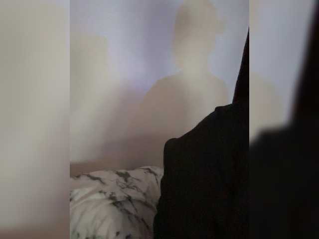 Foxirox's BongaCams show and profile