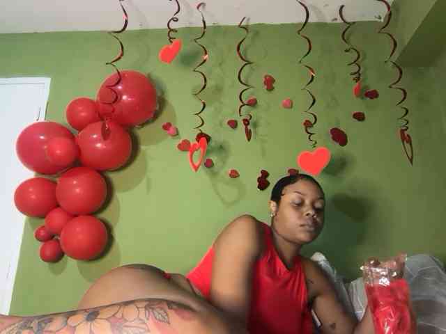 PrettyGirlMercedes webcam