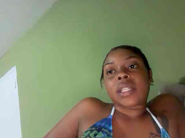 PrettyGirlMercedes webcam