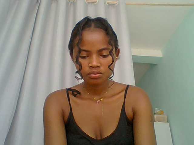 eliezahh's BongaCams show and profile