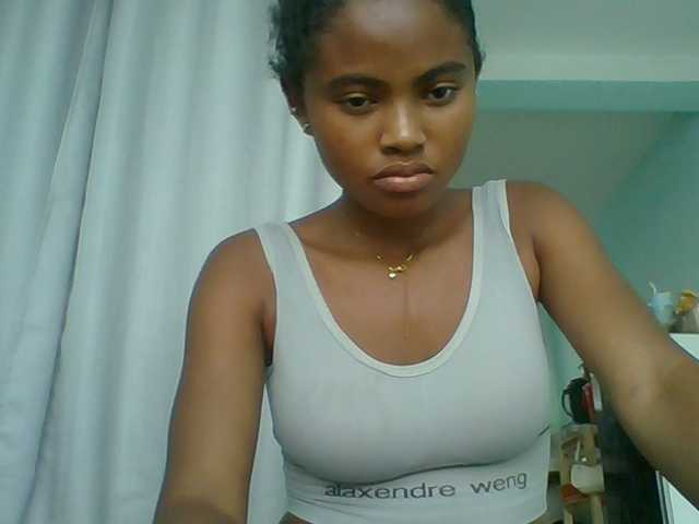 eliezahh's BongaCams show and profile