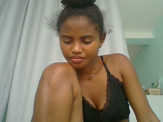 eliezahh's BongaCams show and profile