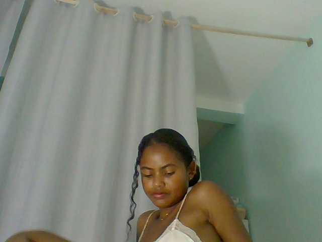 eliezahh's BongaCams show and profile