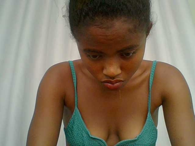 eliezahh's BongaCams show and profile