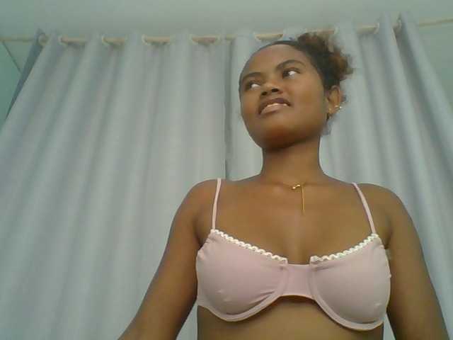 eliezahh — Freechat on BongaCams