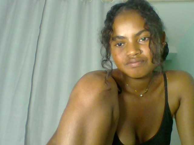 eliezahh's BongaCams show and profile