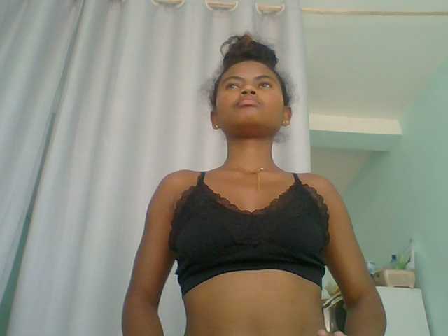 eliezahh's BongaCams show and profile