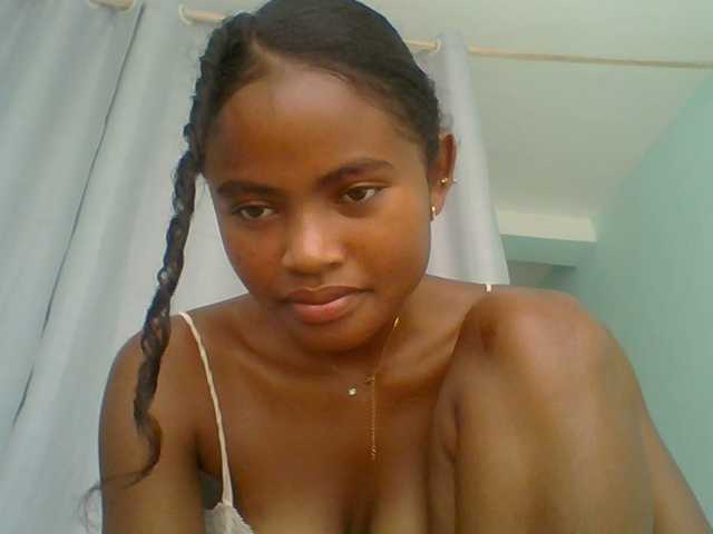 eliezahh's BongaCams show and profile