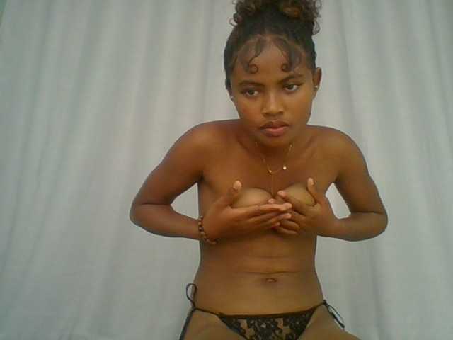 eliezahh from BongaCams is Freechat