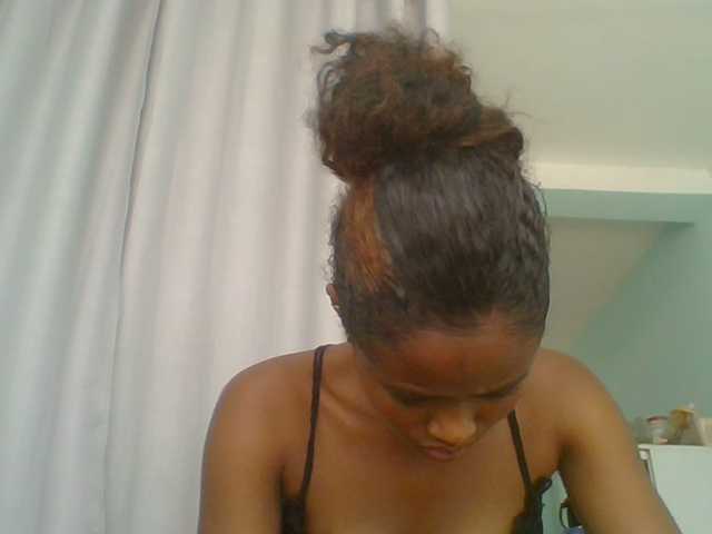 eliezahh's BongaCams show and profile