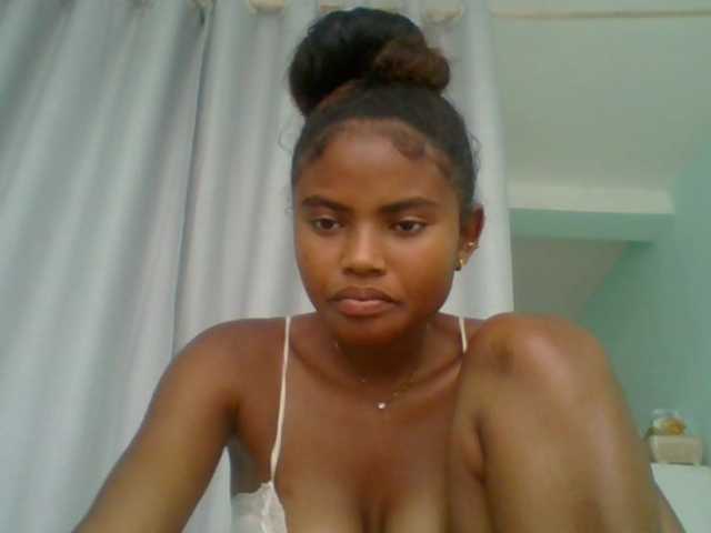 eliezahh's BongaCams show and profile