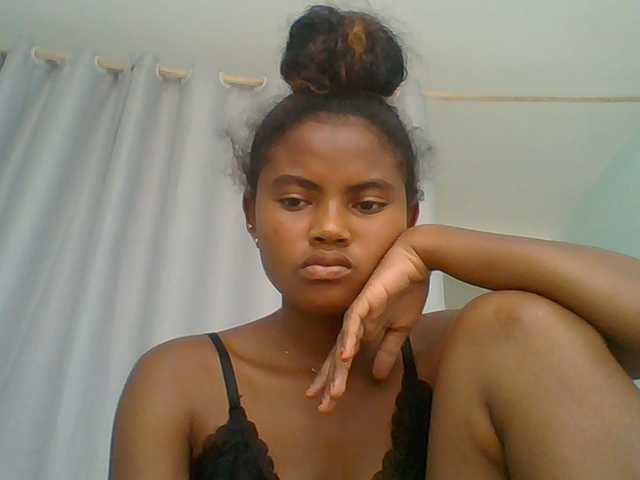 eliezahh's BongaCams show and profile