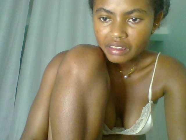 eliezahh's BongaCams show and profile