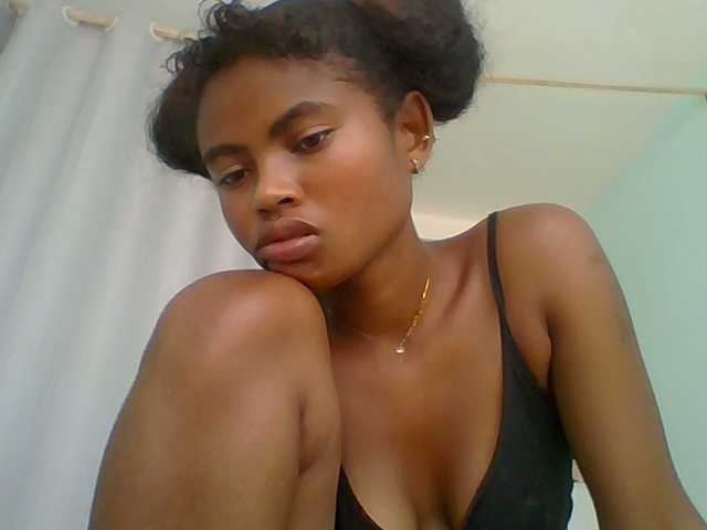 eliezahh's BongaCams show and profile