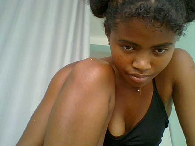 eliezahh's BongaCams show and profile