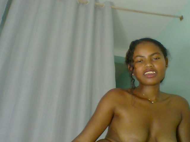 eliezahh's BongaCams show and profile